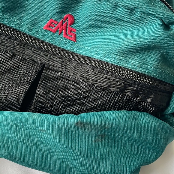 Vintage VTG EMS Eastern Mountain Sports Large Green Fanny Pack Crossbody Bag - Picture 7 of 8